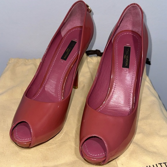 Authentic Louis Vuitton Oh Really Pumps - Picture 7 of 16